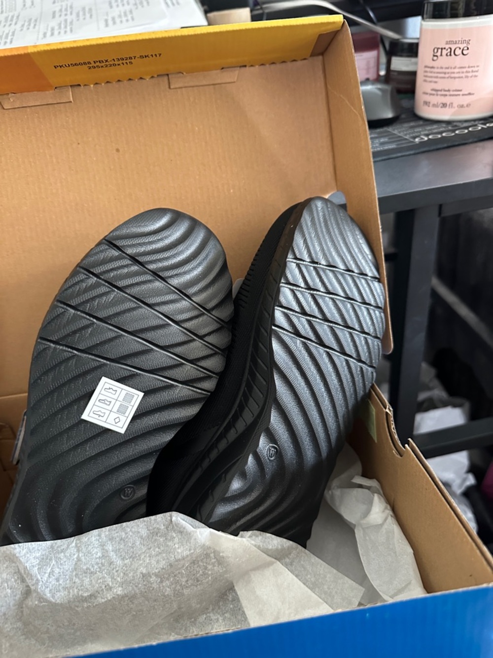 Skechers BOBS Sport Hands Free Slip-Ins - Black - Picture 4 of 5